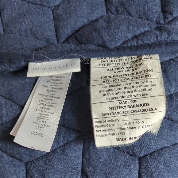 Pottery Barn jersey Toddler Quilt, Navy - Picture 2 of 3